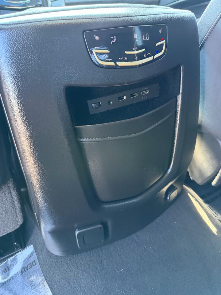 Cadillac Escalade 4WD 4dr Premium Luxury 2018