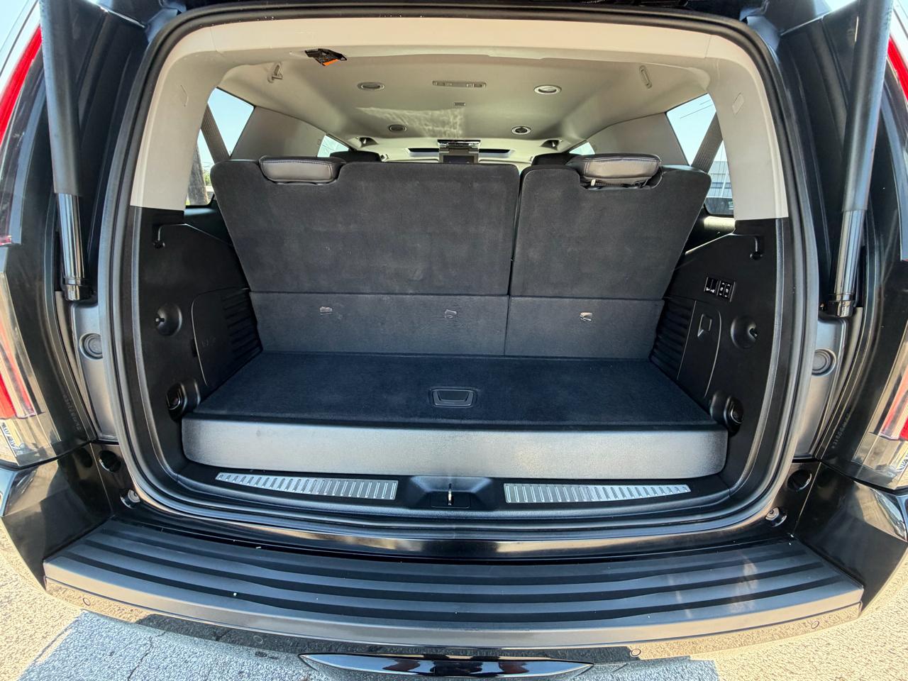 Cadillac Escalade 4WD 4dr Premium Luxury 2018
