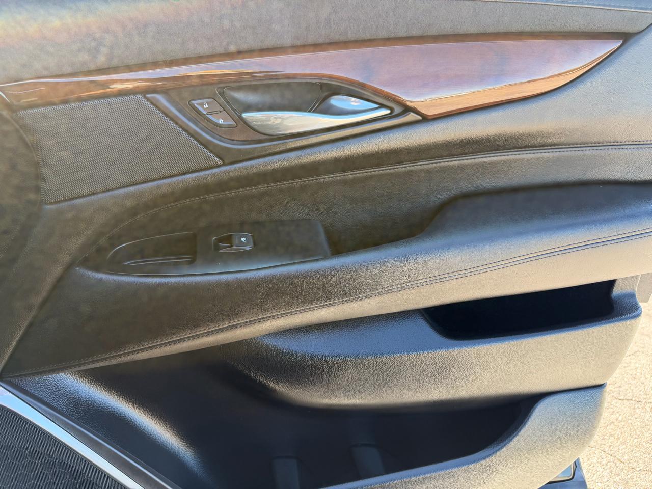 Cadillac Escalade 4WD 4dr Premium Luxury 2018