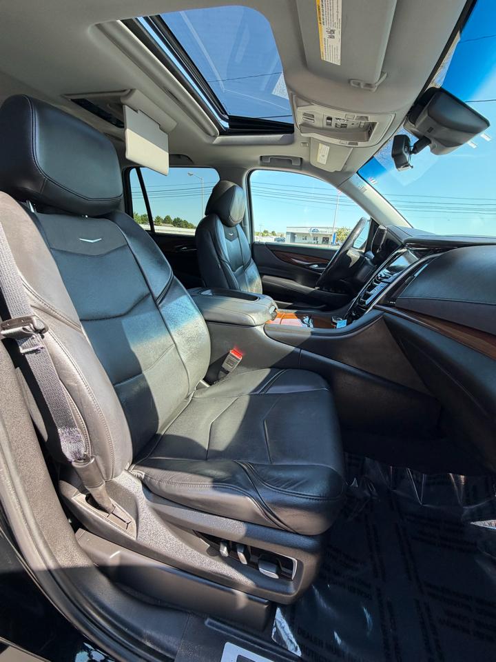 Cadillac Escalade 4WD 4dr Premium Luxury 2018