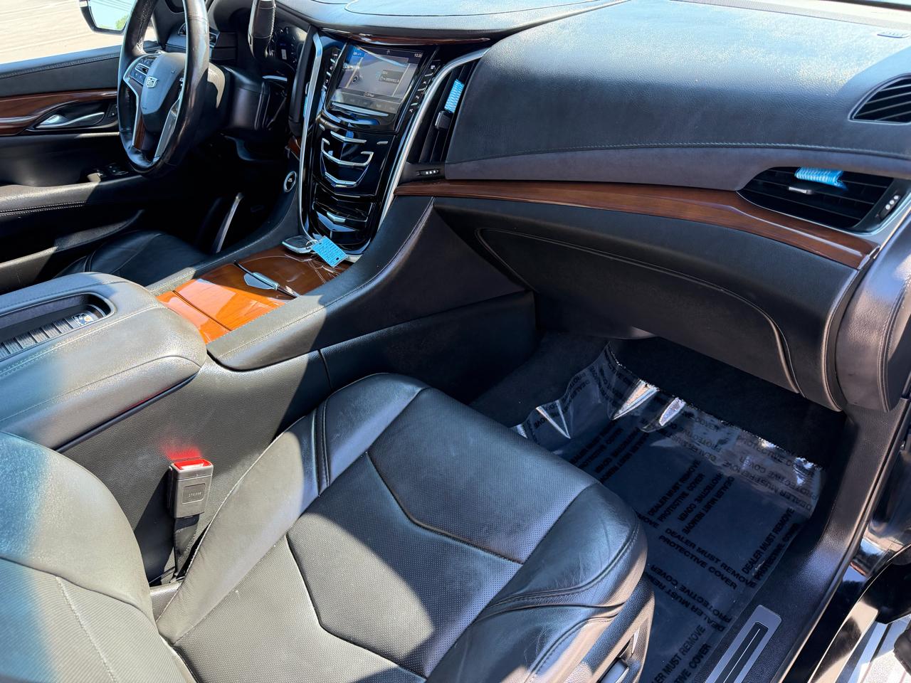 Cadillac Escalade 4WD 4dr Premium Luxury 2018