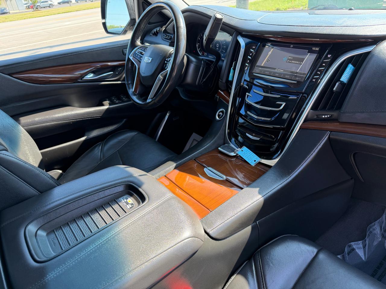 Cadillac Escalade 4WD 4dr Premium Luxury 2018