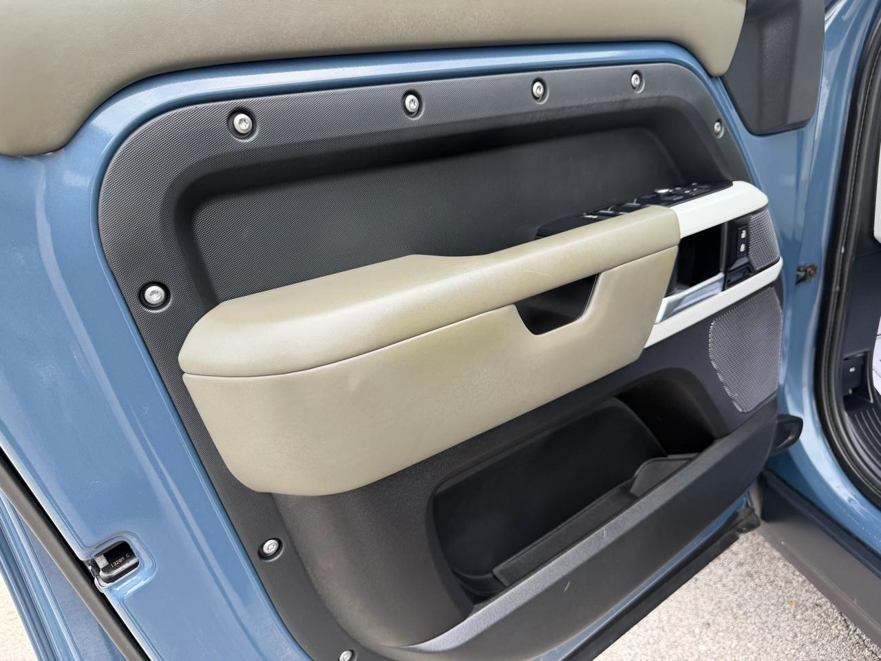 Land Rover Defender 110 First Edition AWD 2020