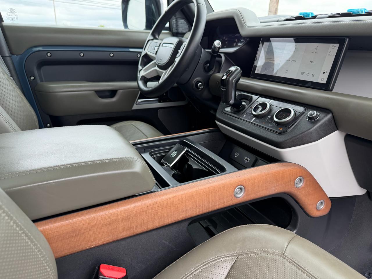 Land Rover Defender 110 First Edition AWD 2020