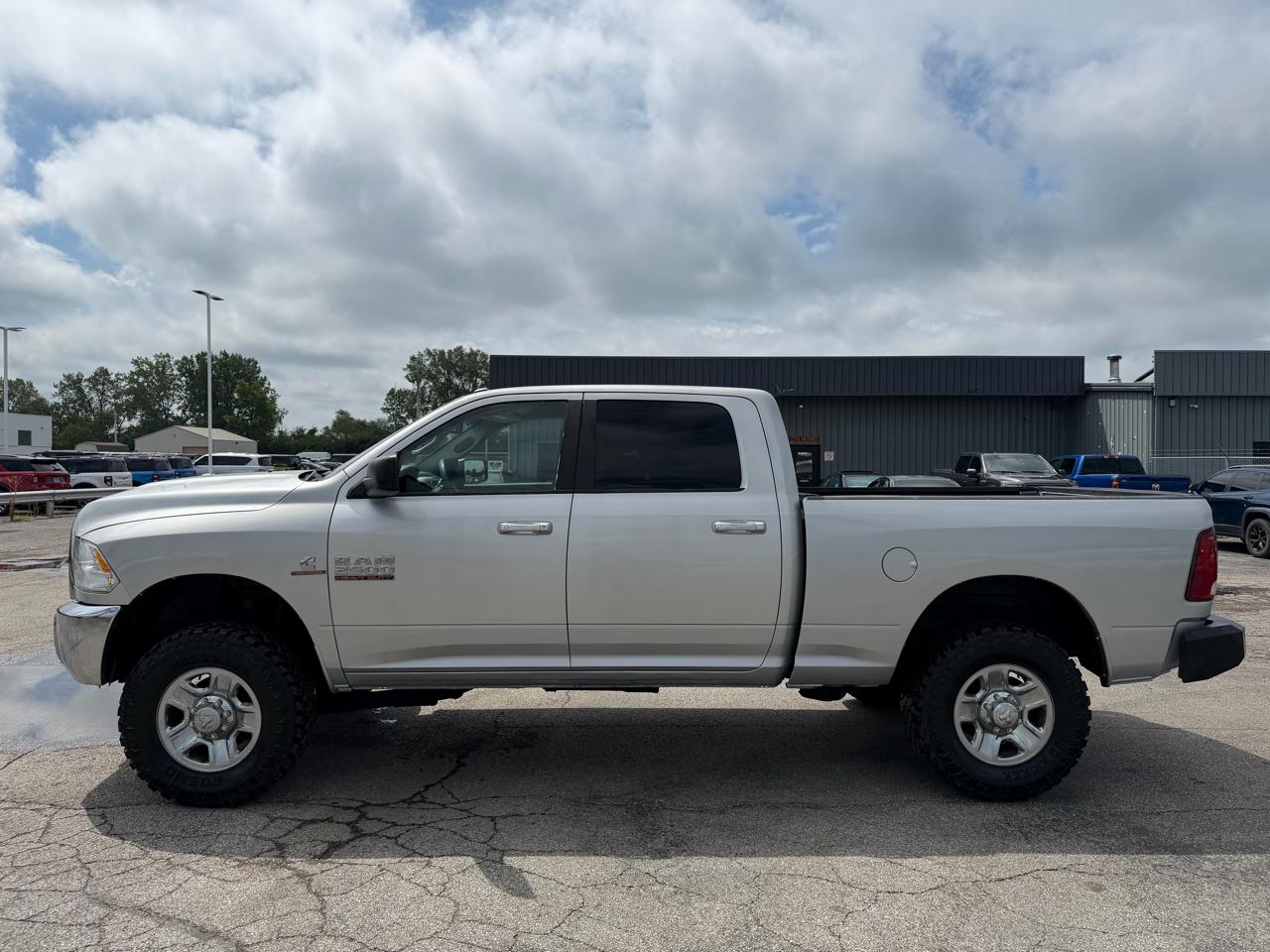 RAM 2500 4WD Crew Cab 149" SLT 2014