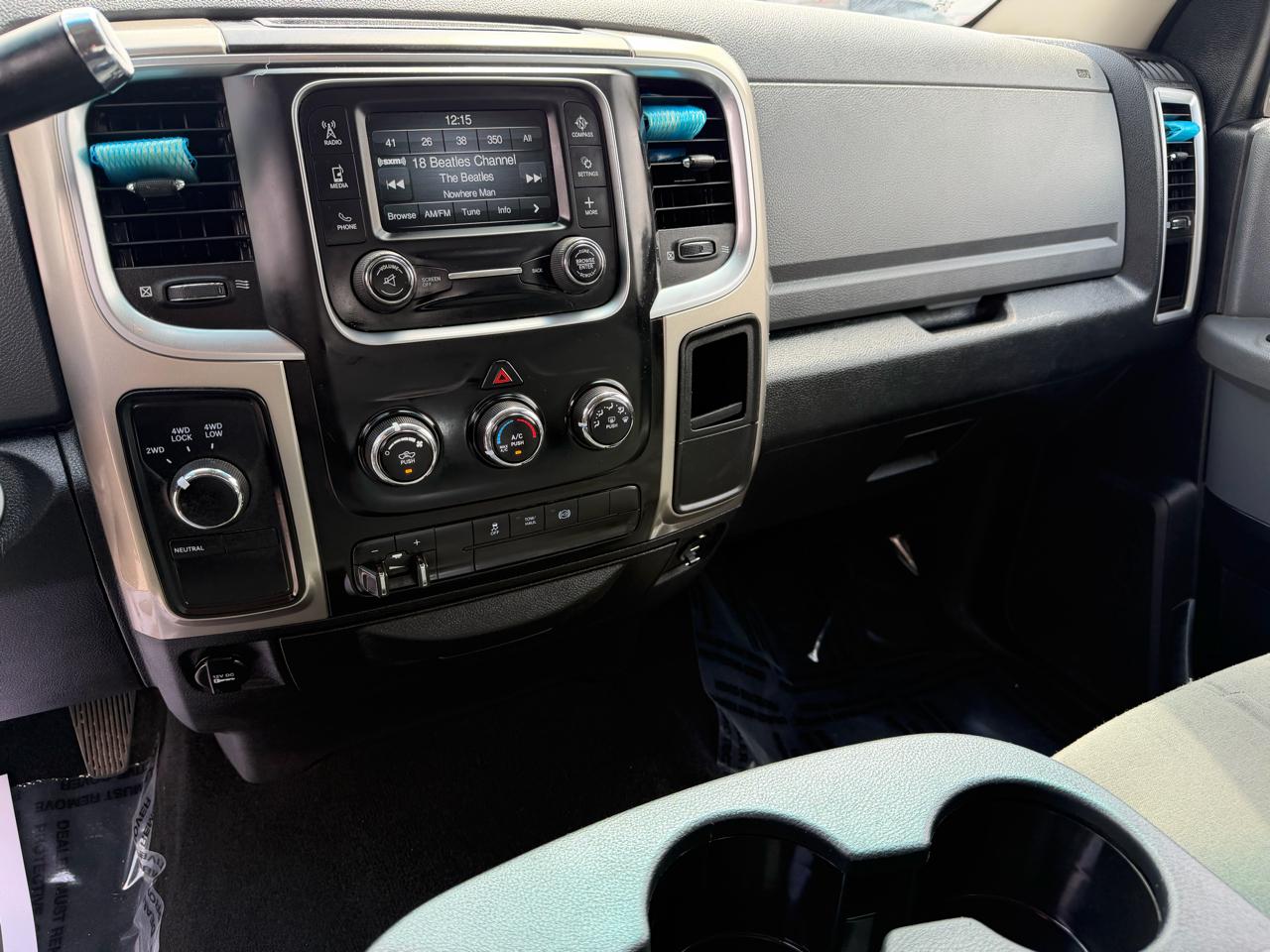 RAM 2500 4WD Crew Cab 149" SLT 2014
