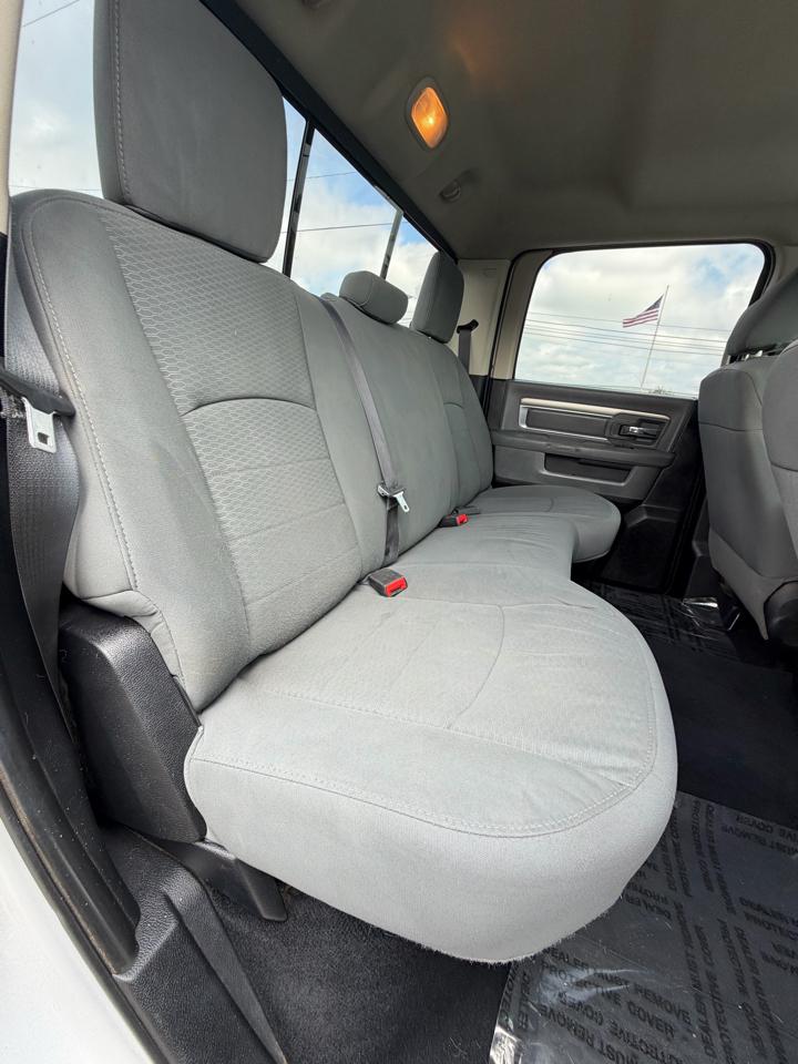 RAM 2500 4WD Crew Cab 149" SLT 2014