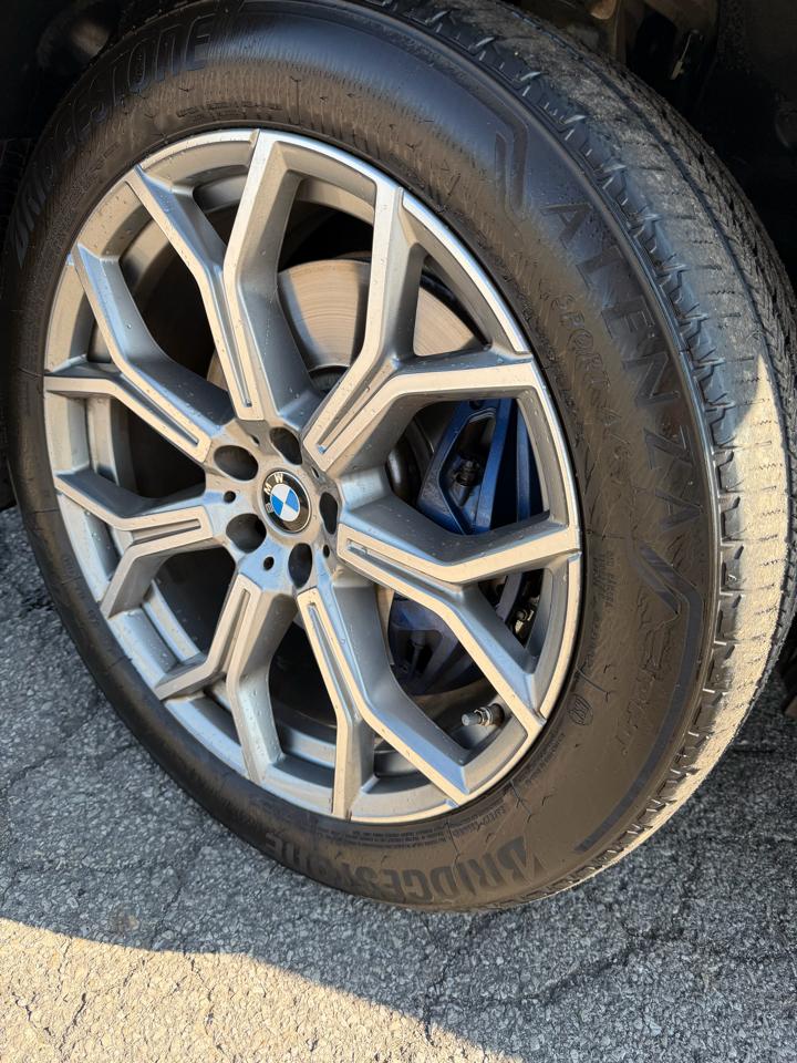BMW X7 xDrive40i Sports Activity Vehicle 2022