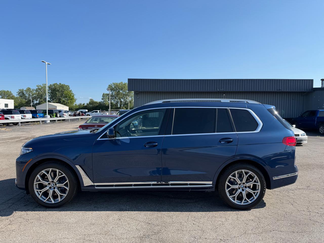BMW X7 xDrive40i Sports Activity Vehicle 2022