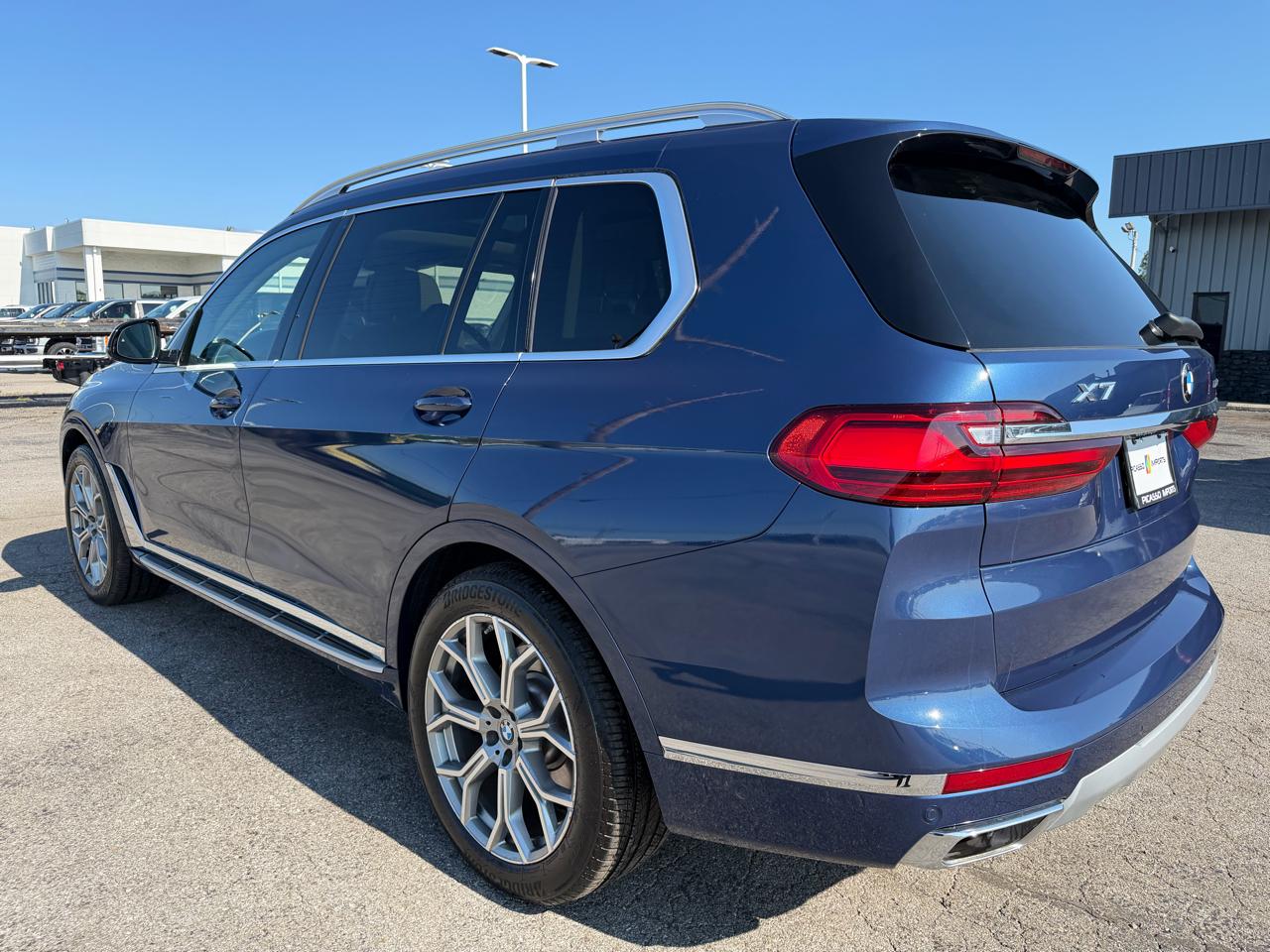 BMW X7 xDrive40i Sports Activity Vehicle 2022
