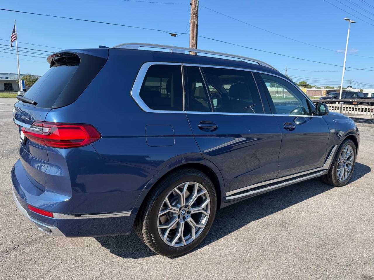 BMW X7 xDrive40i Sports Activity Vehicle 2022