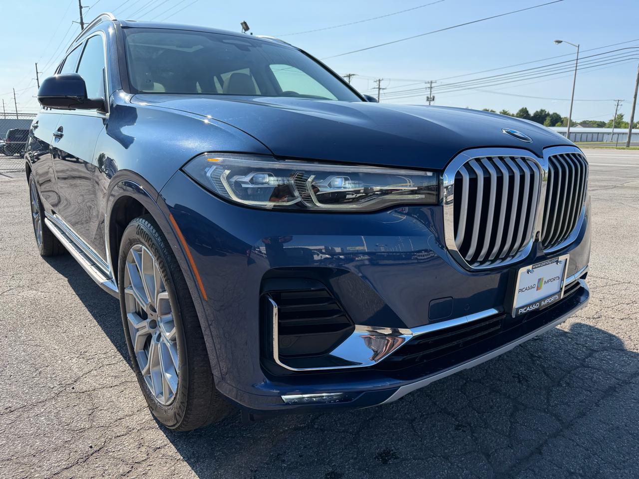 BMW X7 xDrive40i Sports Activity Vehicle 2022