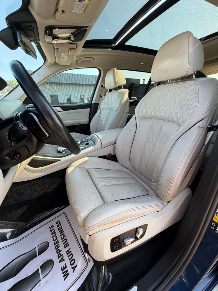 BMW X7 xDrive40i Sports Activity Vehicle 2022