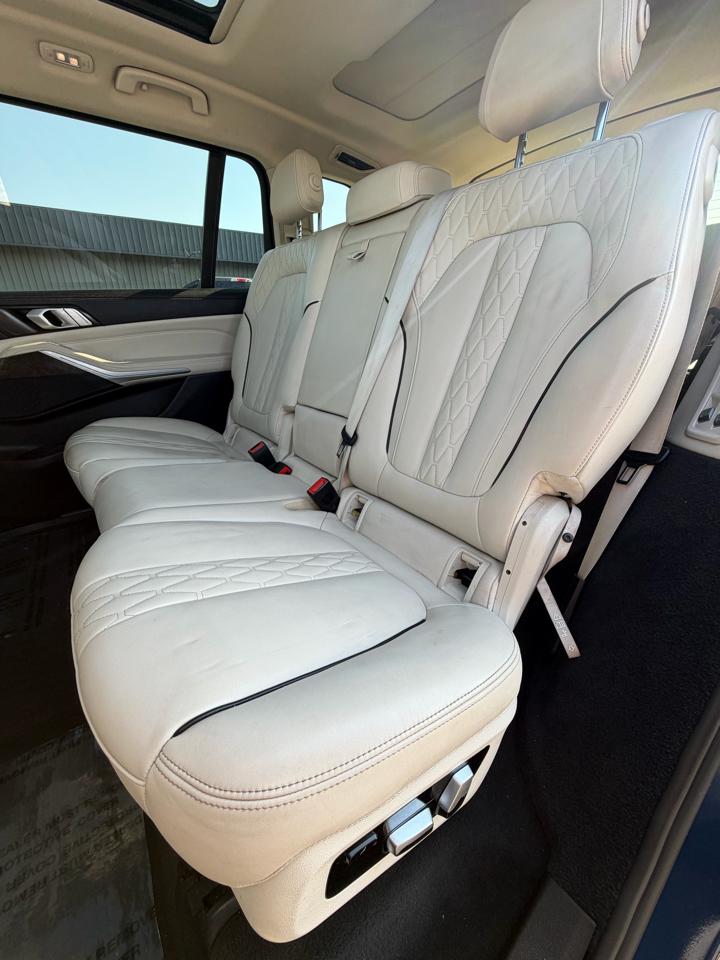 BMW X7 xDrive40i Sports Activity Vehicle 2022