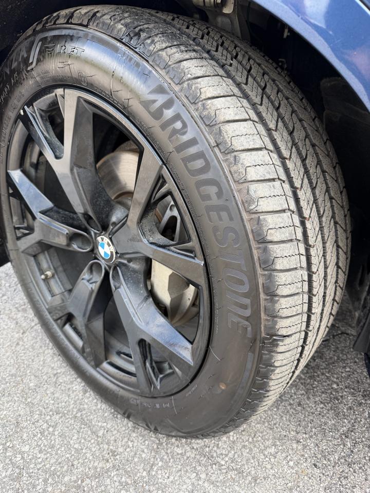 BMW X7 xDrive40i Sports Activity Vehicle 2020
