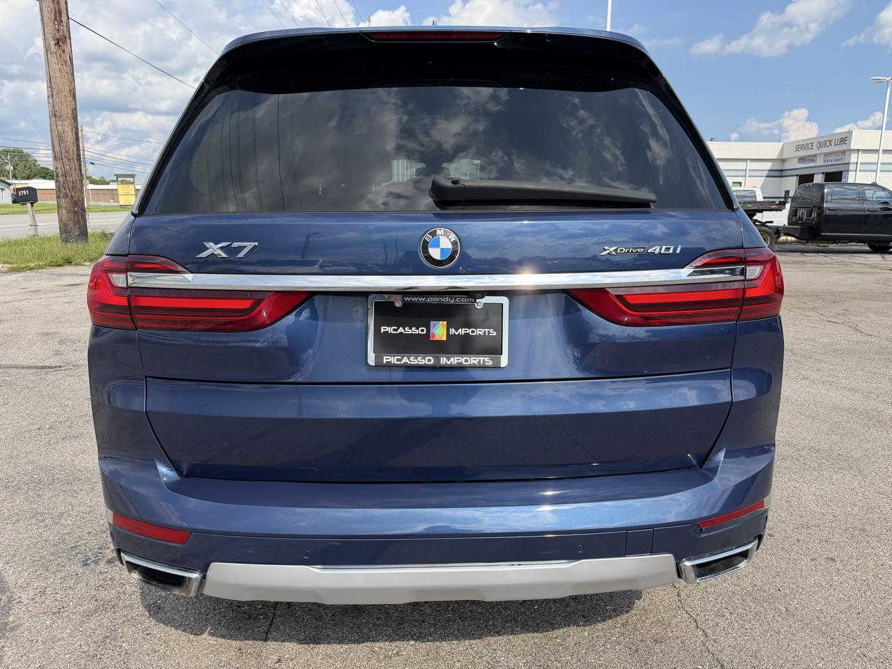 BMW X7 xDrive40i Sports Activity Vehicle 2020