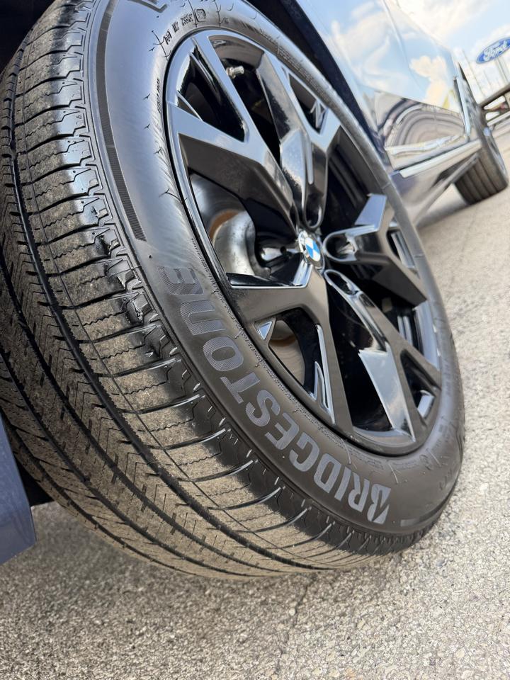 BMW X7 xDrive40i Sports Activity Vehicle 2020