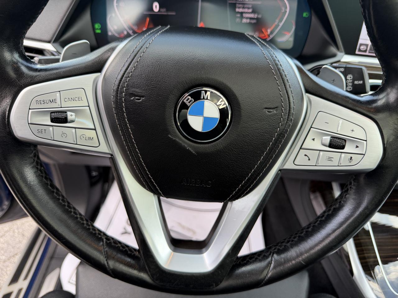 BMW X7 xDrive40i Sports Activity Vehicle 2020