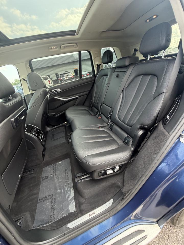BMW X7 xDrive40i Sports Activity Vehicle 2020
