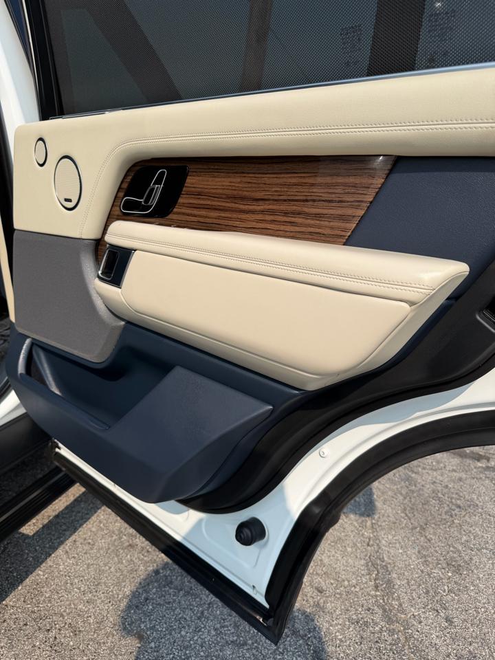 Land Rover Range Rover Supercharged 4D SUV LWB 2020