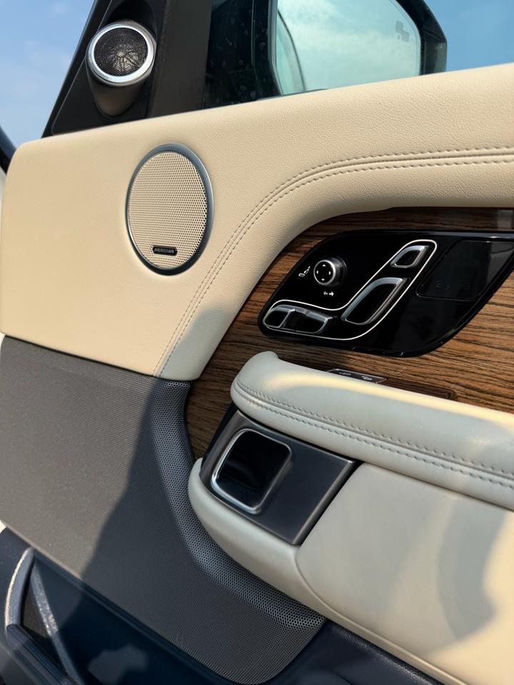 Land Rover Range Rover Supercharged 4D SUV LWB 2020