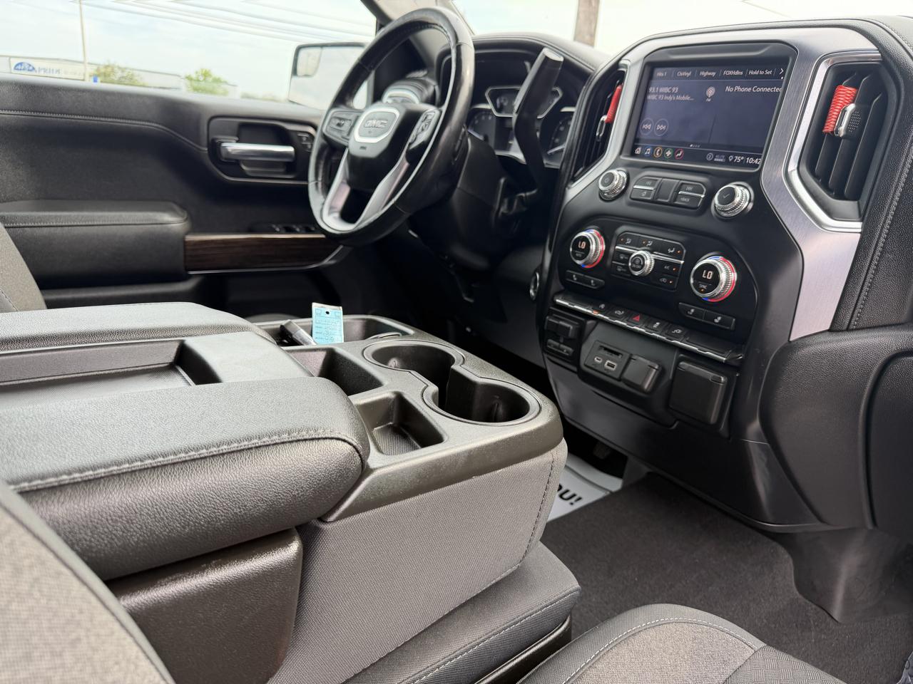 GMC Sierra 1500 4WD Crew Cab 147" SLE 2020