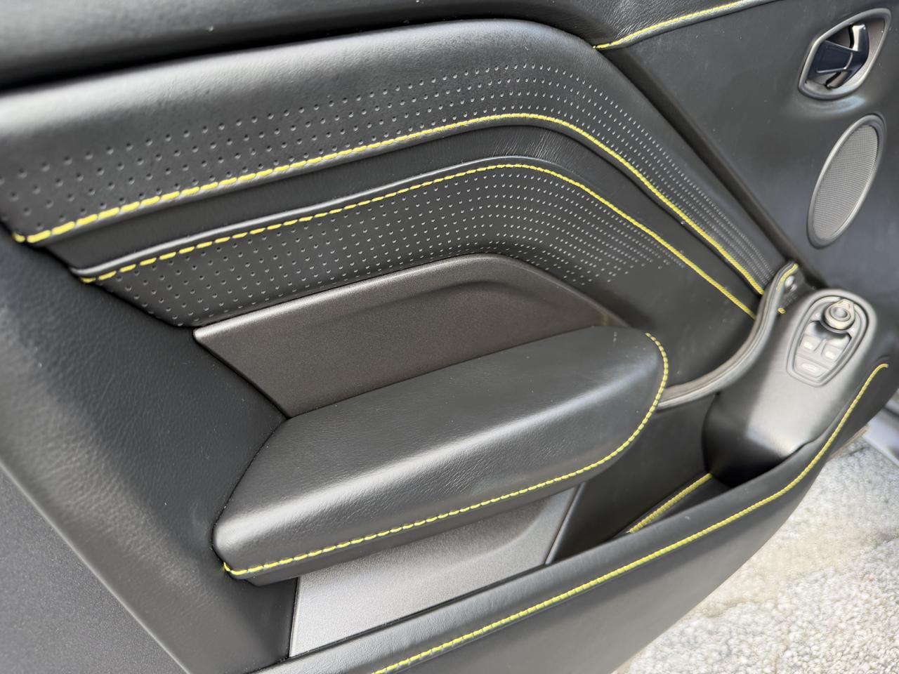 Aston Martin Vantage Coupe Automatic 2021