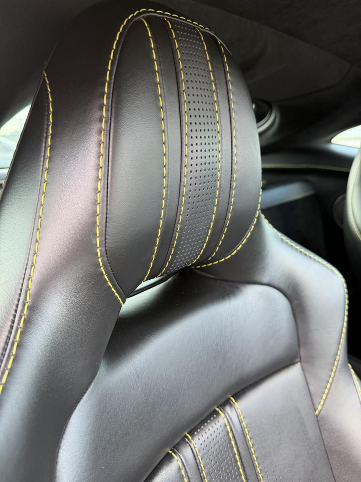 Aston Martin Vantage Coupe Automatic 2021