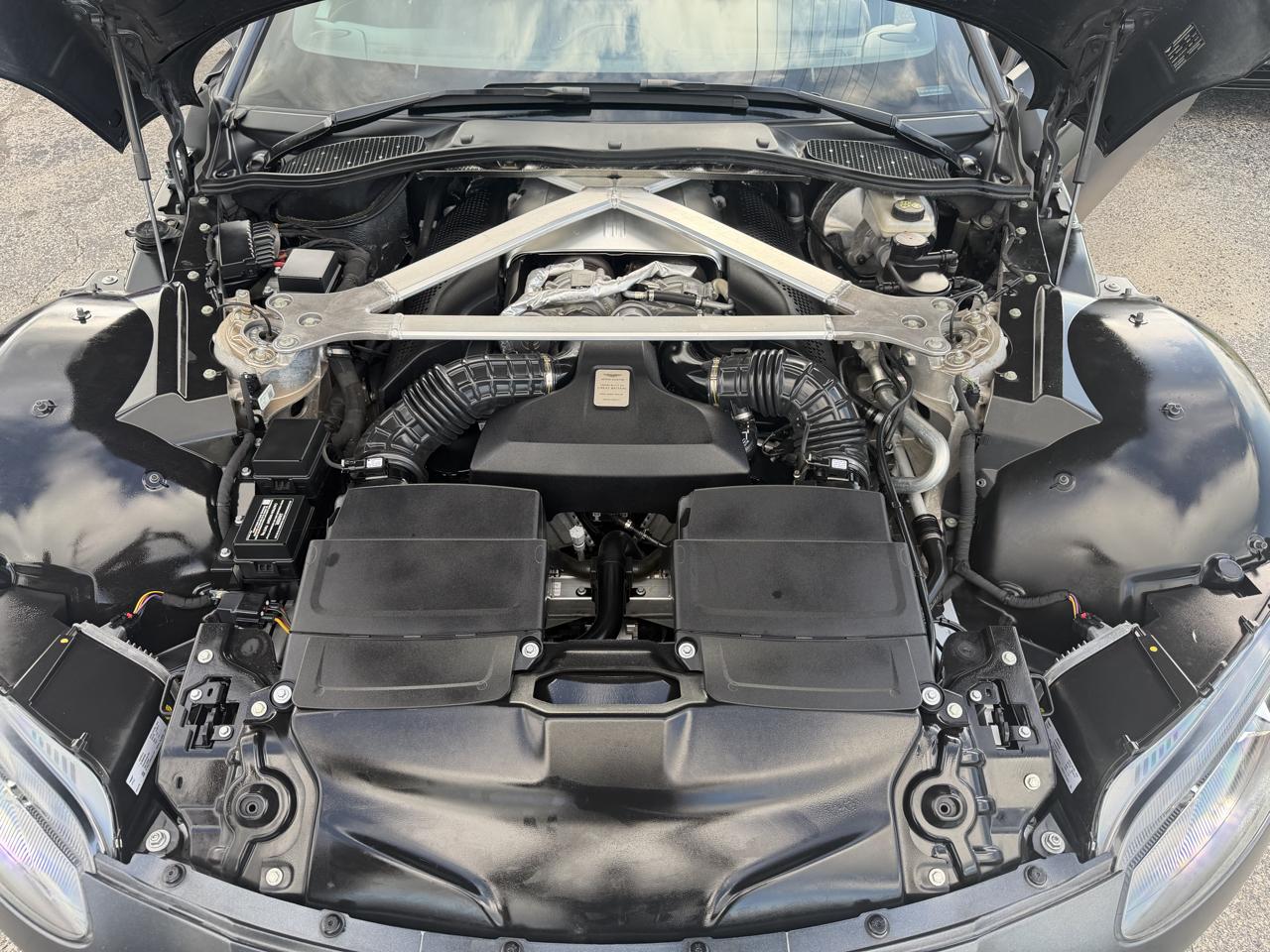 Aston Martin Vantage Coupe Automatic 2021