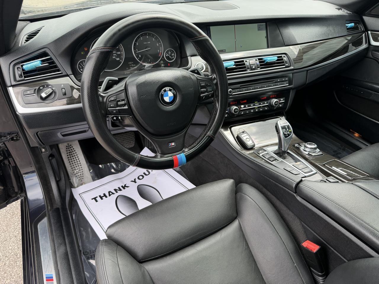 BMW 5 Series 4dr Sdn 550i xDrive AWD 2012