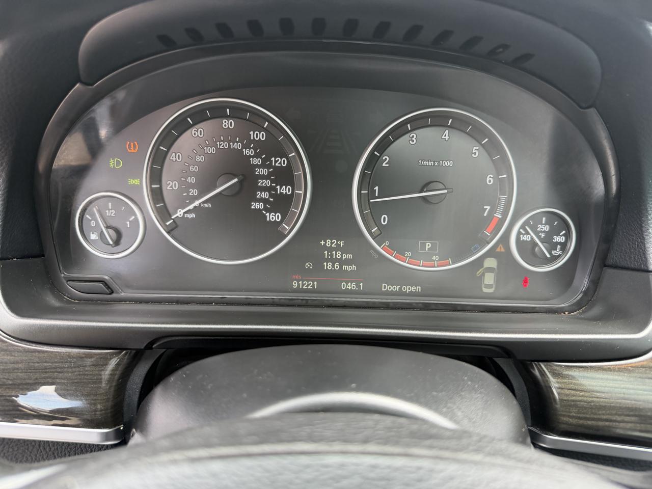 BMW 5 Series 4dr Sdn 550i xDrive AWD 2012