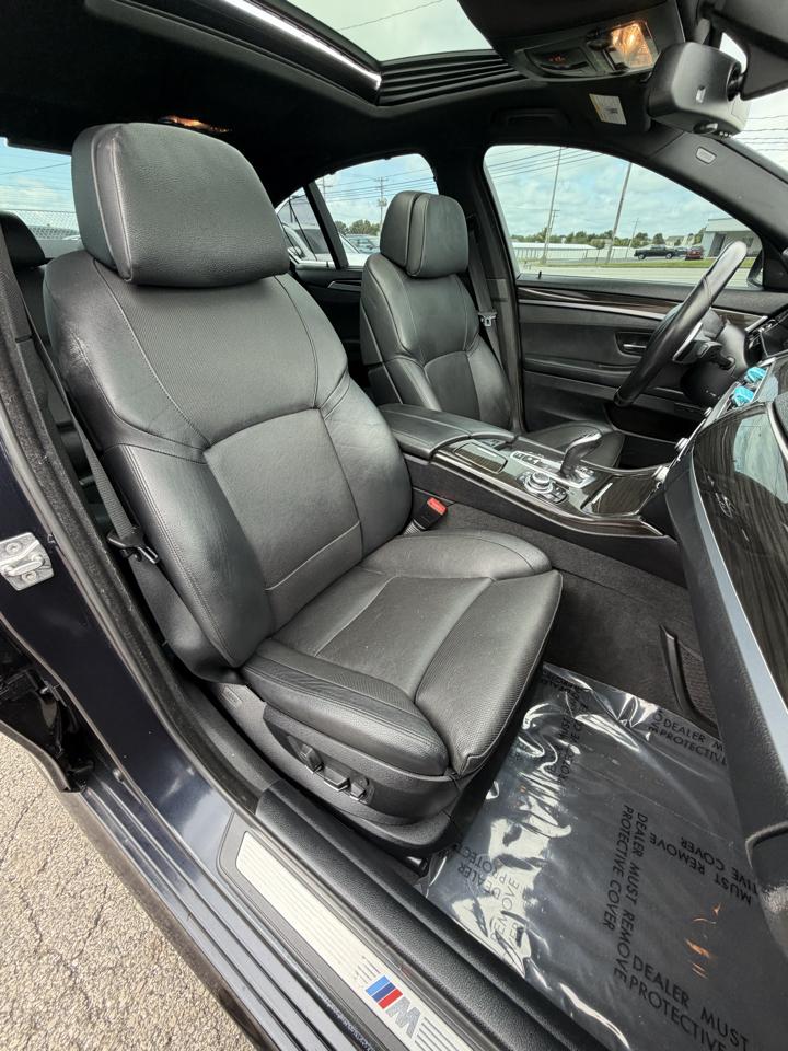 BMW 5 Series 4dr Sdn 550i xDrive AWD 2012