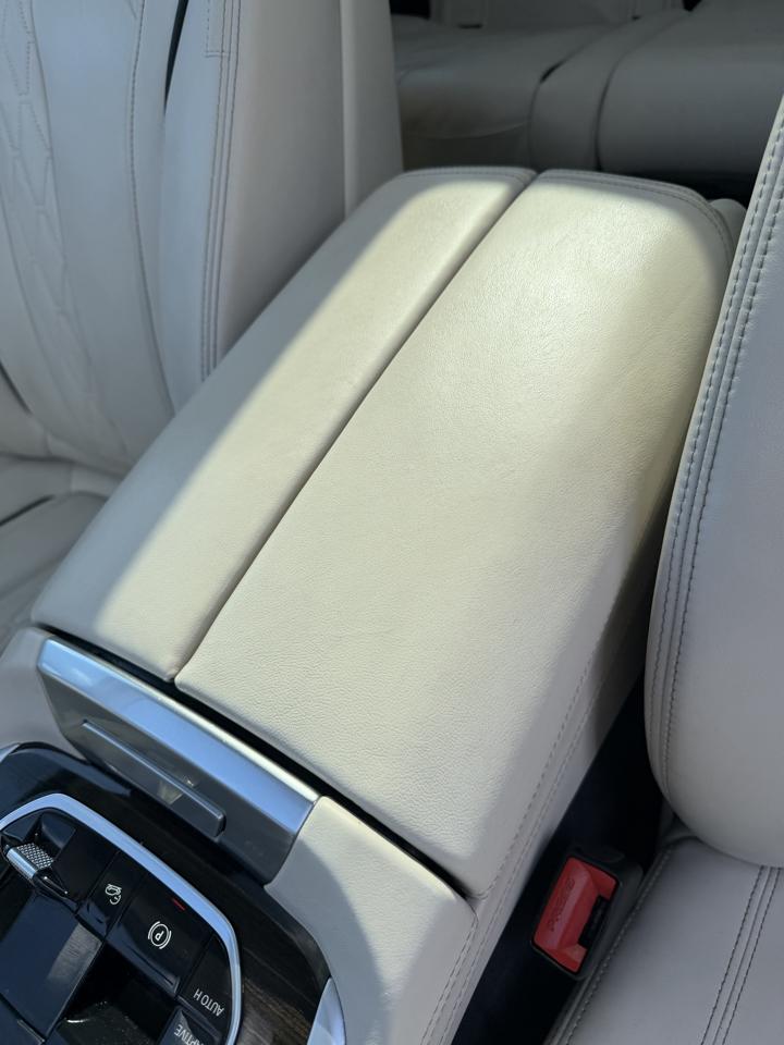 BMW X7 xDrive40i Sports Activity Vehicle 2020