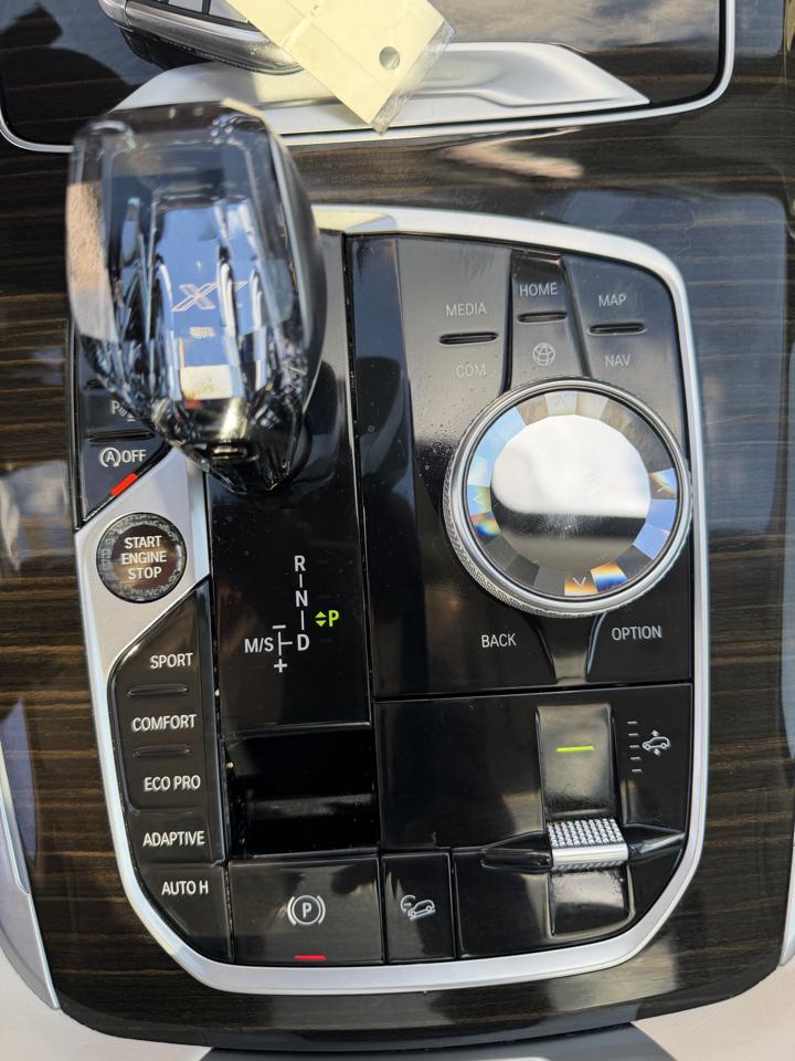 BMW X7 xDrive40i Sports Activity Vehicle 2020