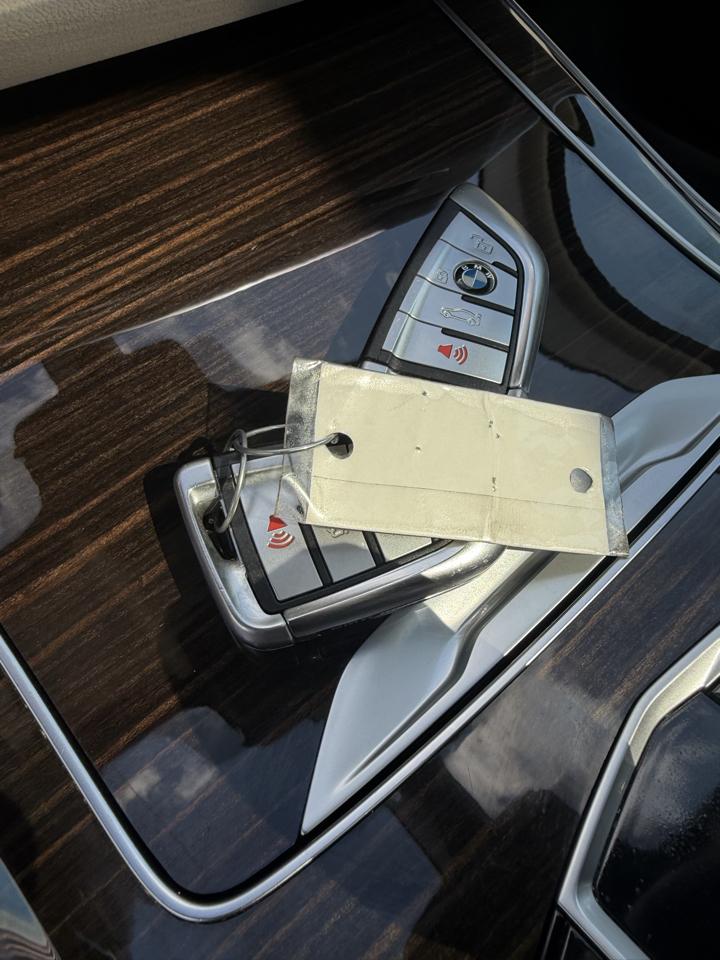 BMW X7 xDrive40i Sports Activity Vehicle 2020