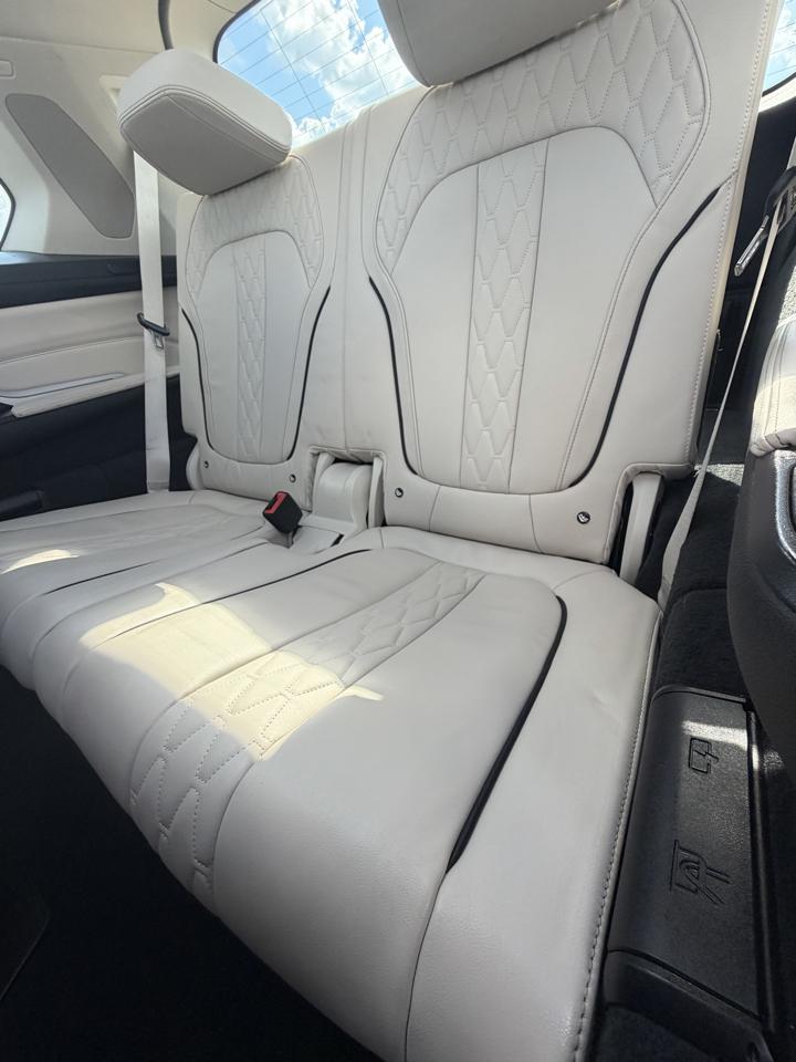 BMW X7 xDrive40i Sports Activity Vehicle 2020