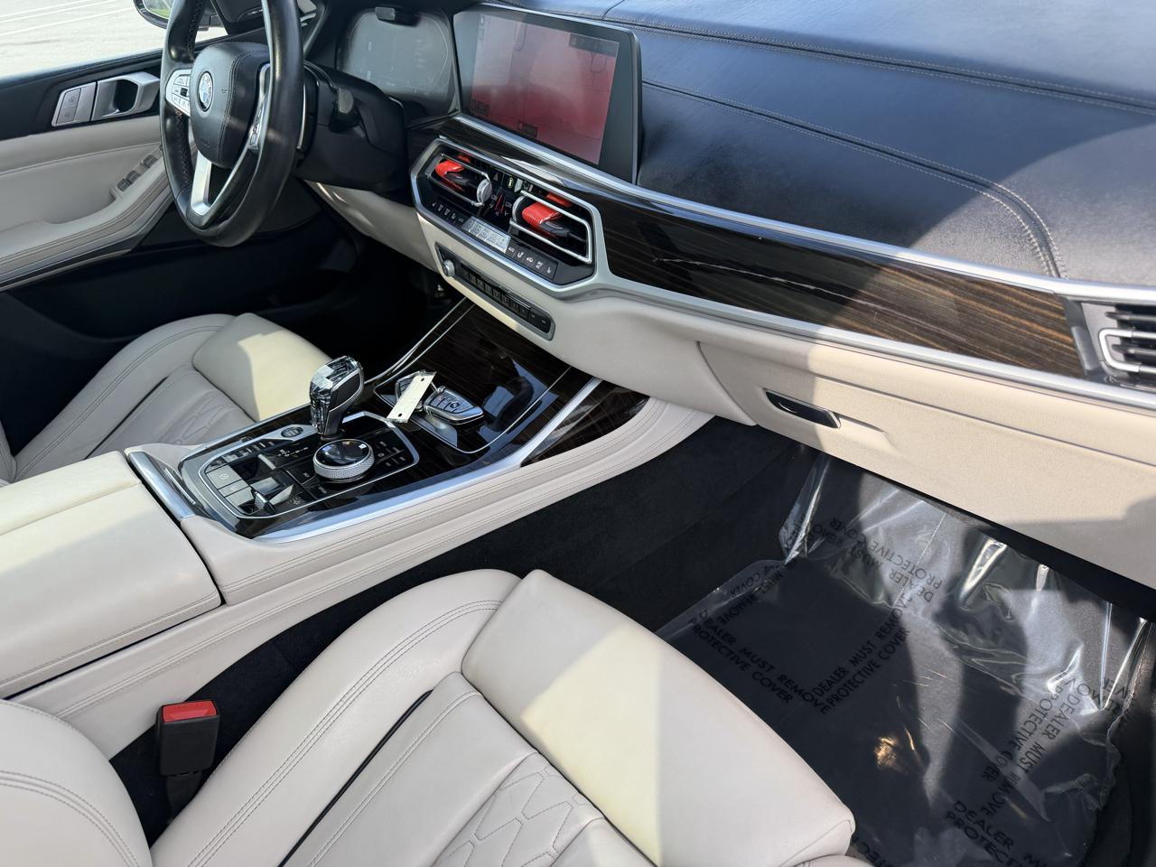 BMW X7 xDrive40i Sports Activity Vehicle 2020