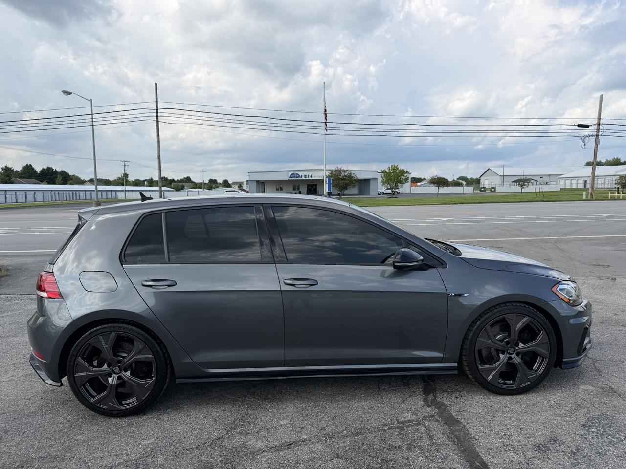 Volkswagen Golf R 2.0T Manual w/DCC/Nav 2019