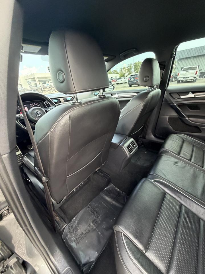 Volkswagen Golf R 2.0T Manual w/DCC/Nav 2019