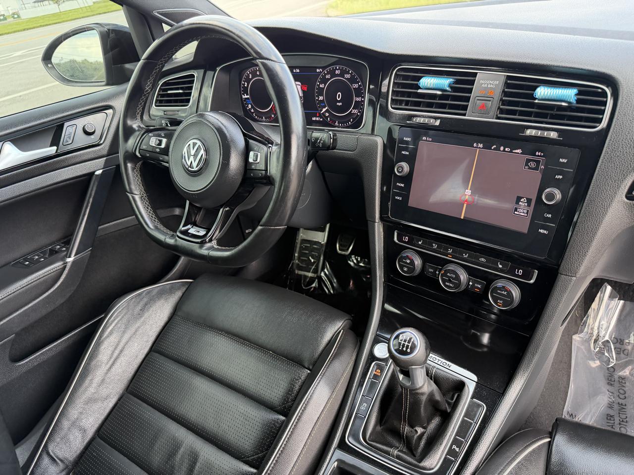 Volkswagen Golf R 2.0T Manual w/DCC/Nav 2019