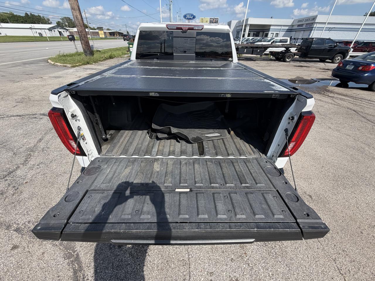 GMC Sierra 1500 4WD Crew Cab 147" Denali 2020