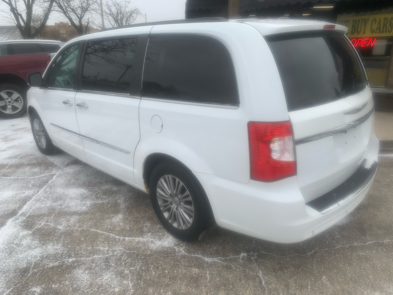 Chrysler Town & Country Touring-L 2014