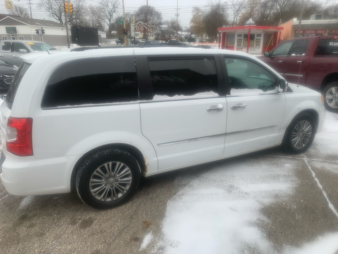 Chrysler Town & Country Touring-L 2014