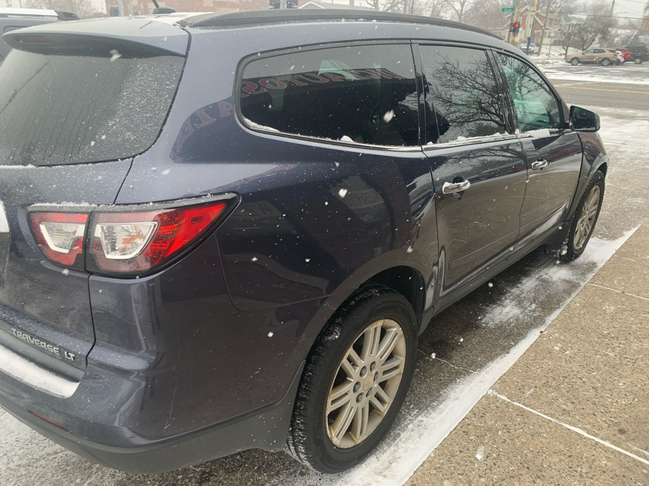 Chevrolet Traverse 1LT FWD 2013