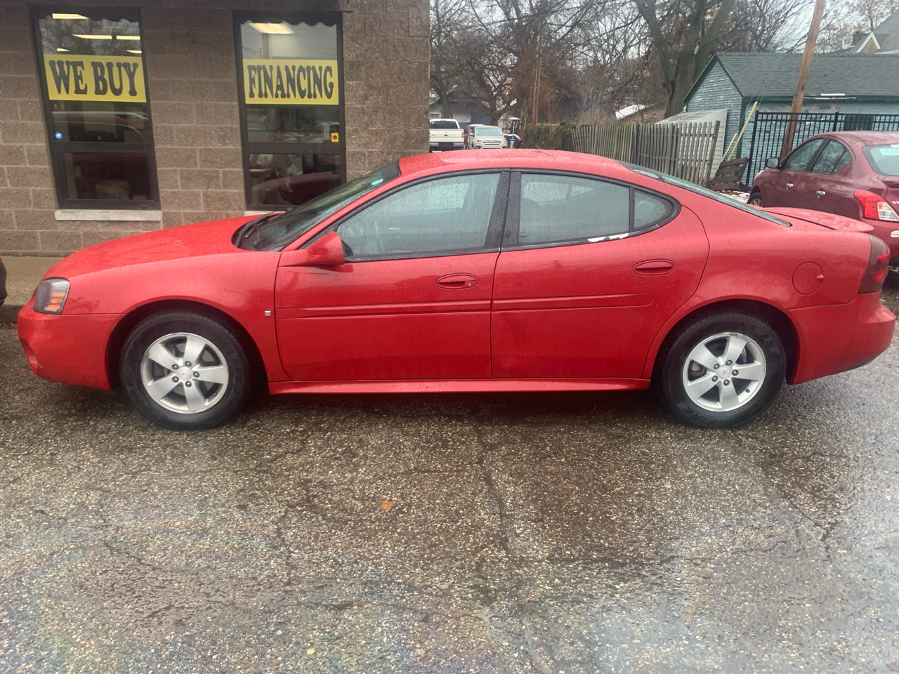 Pontiac Grand Prix Sedan 2008