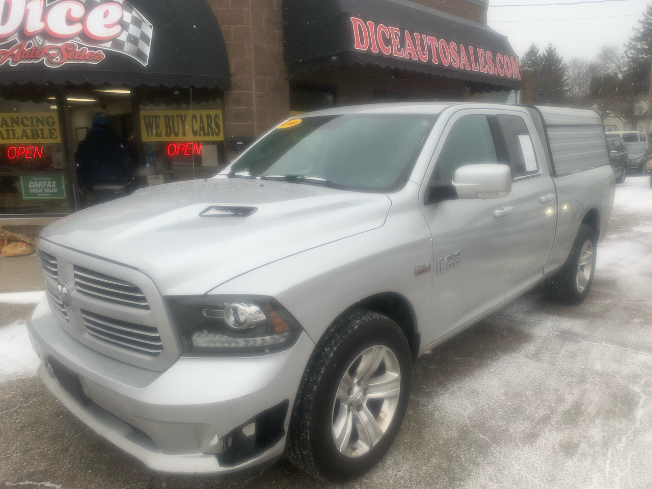 RAM 1500 Sport Quad Cab 4WD 2017