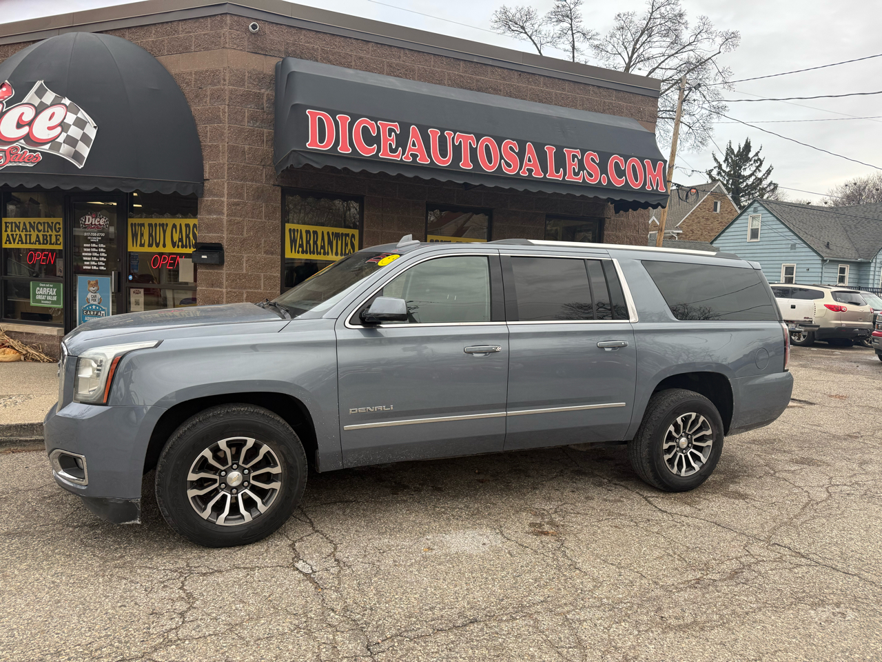 GMC Yukon Denali XL 4WD 2015