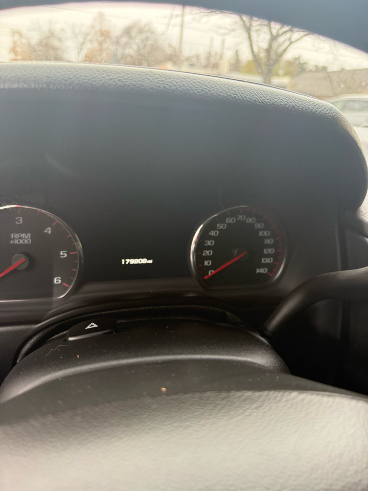 GMC Yukon Denali XL 4WD 2015