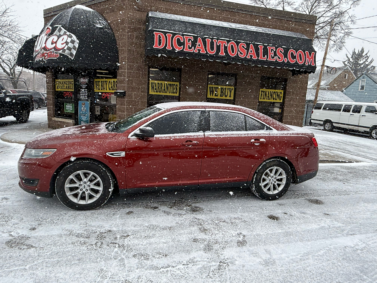 Ford Taurus SE FWD 2014