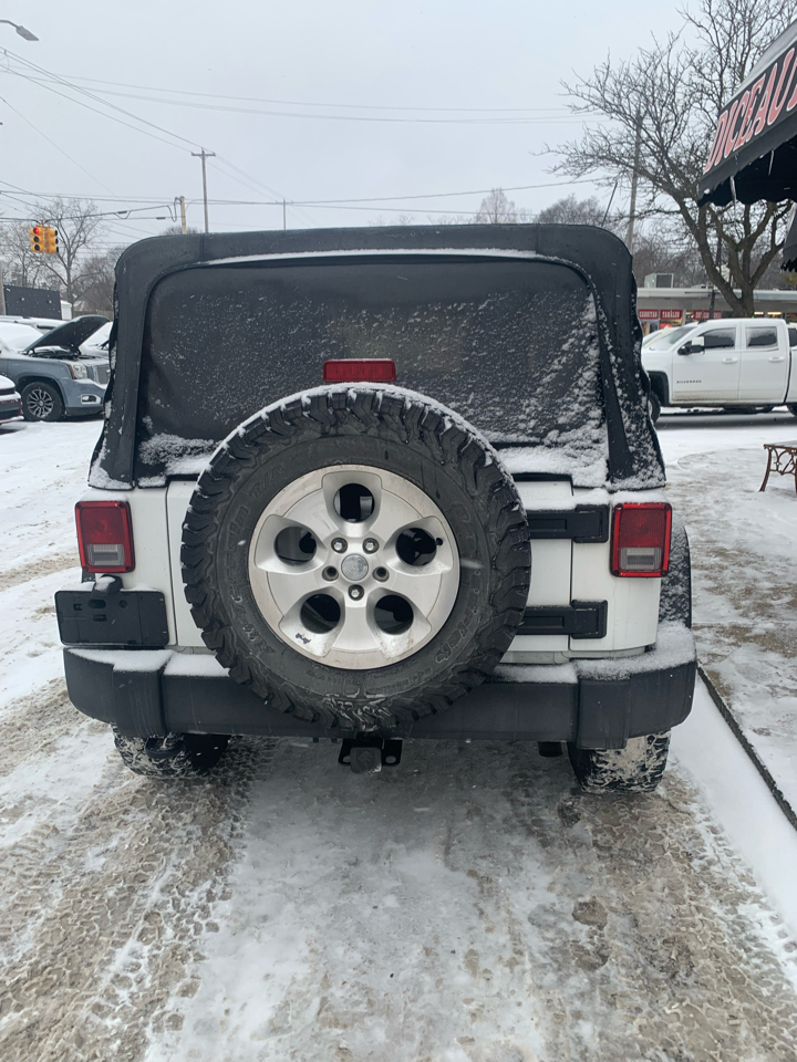 Jeep Wrangler Unlimited Sport 4WD 2015